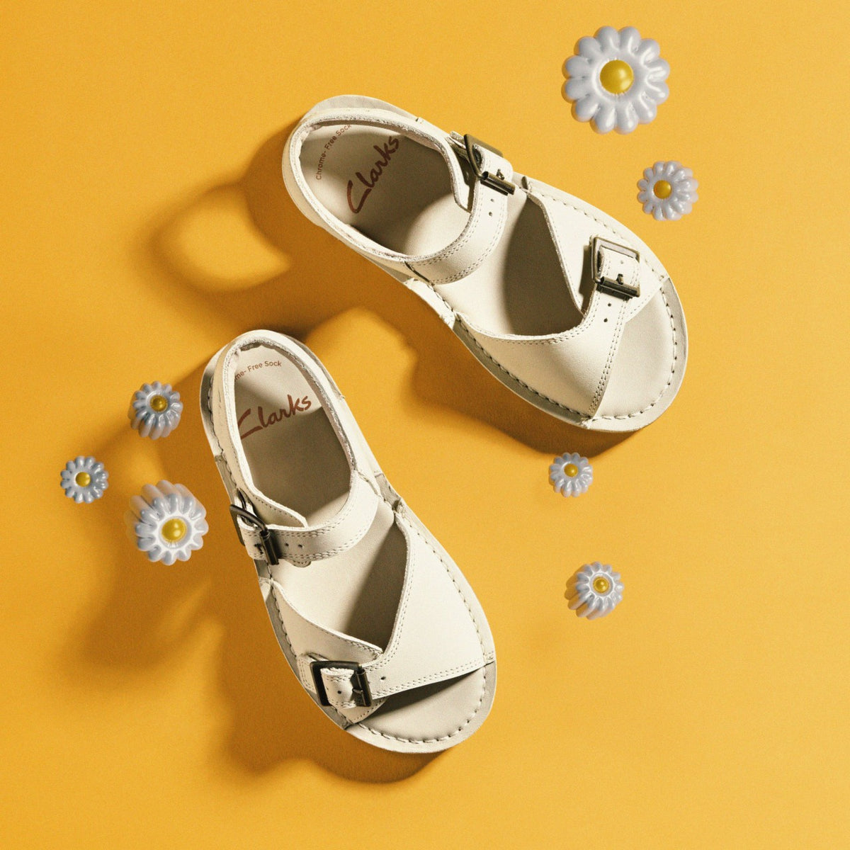 Clarks Playsun Kid Off White Leather
