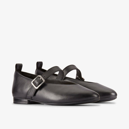 Clarks Fawna Bar Black Leather