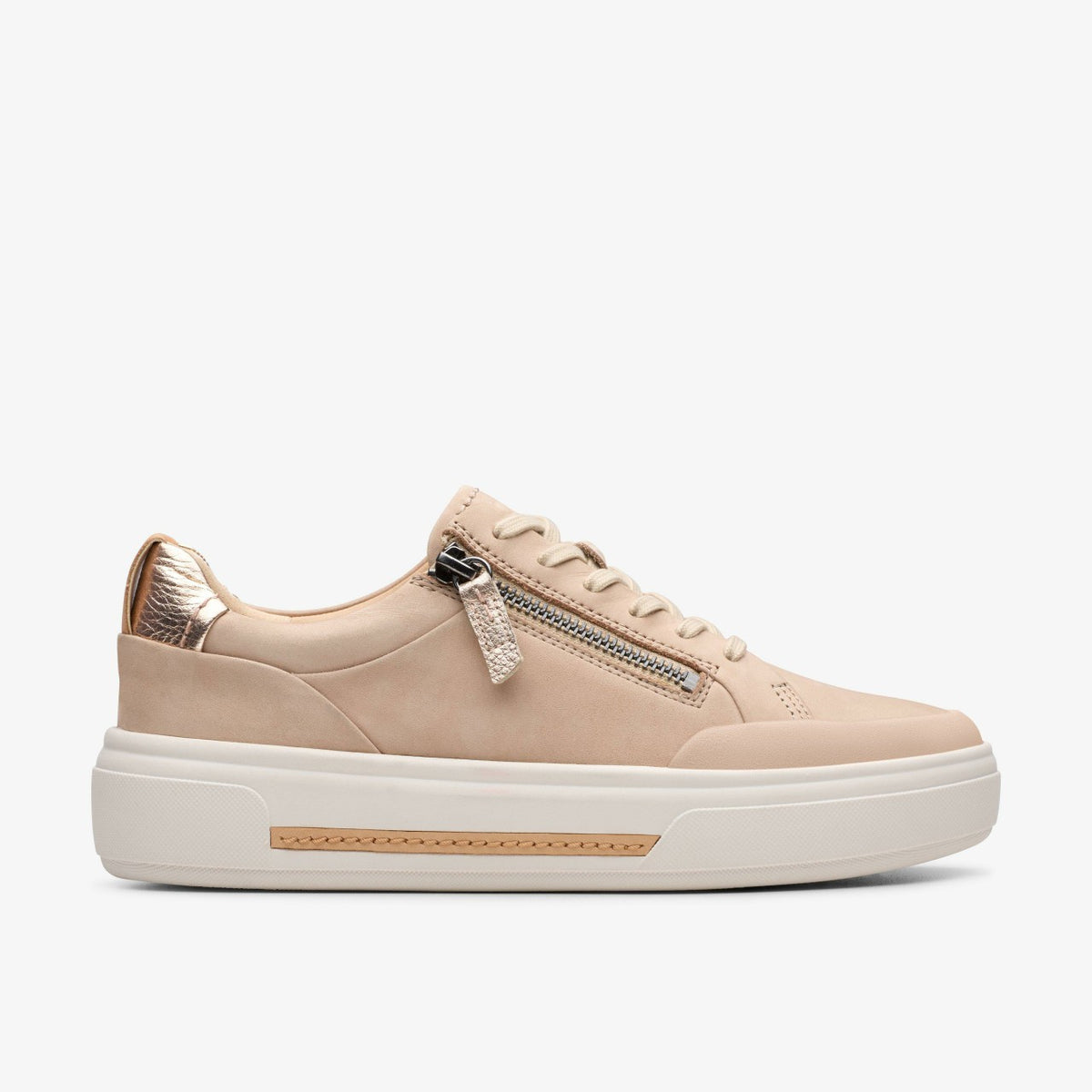 Clarks Hollyhock Zip Sand Nubuck