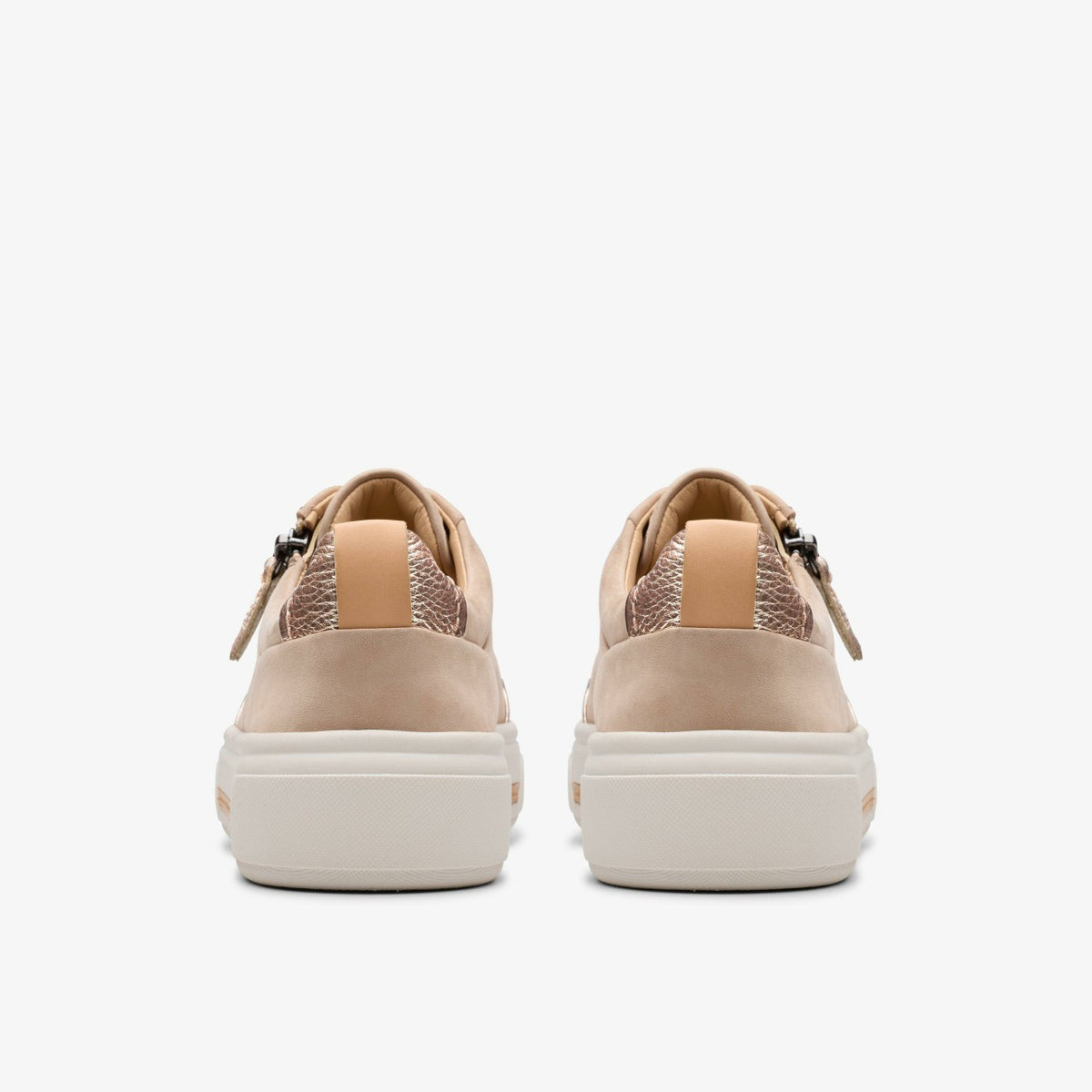 Clarks Hollyhock Zip Sand Nubuck