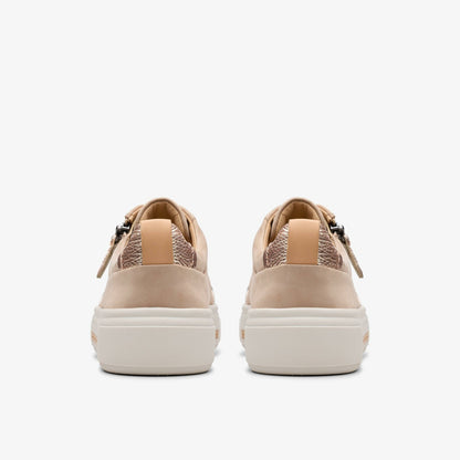 Clarks Hollyhock Zip Sand Nubuck