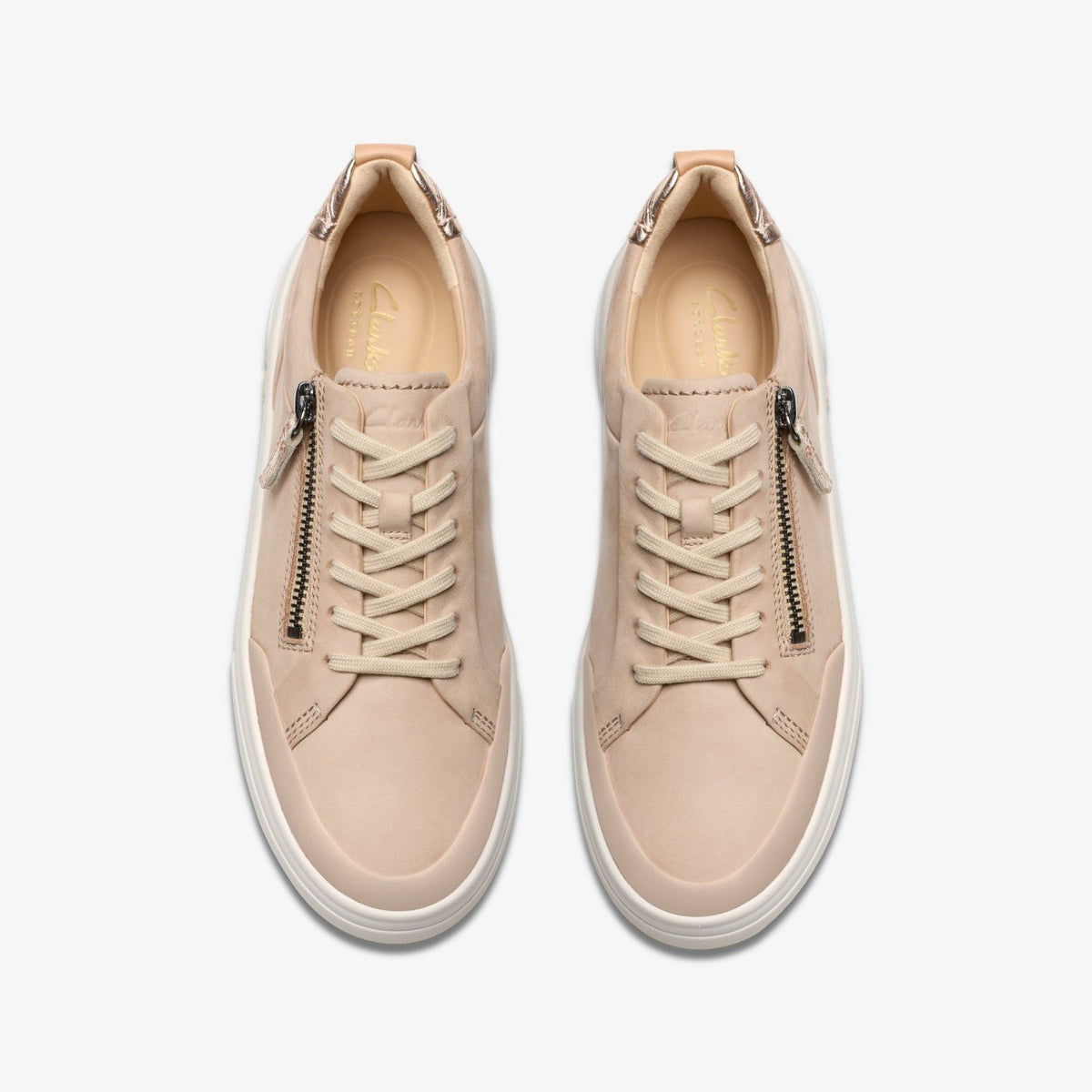 Clarks Hollyhock Zip Sand Nubuck