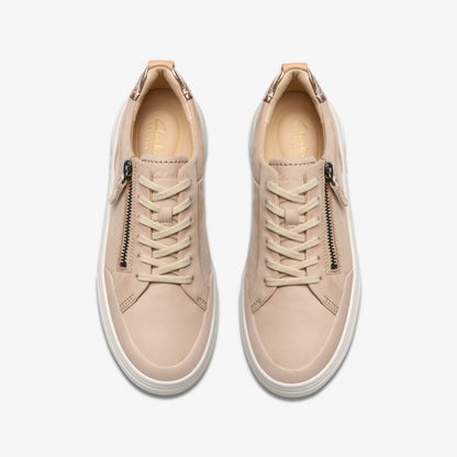 Clarks Hollyhock Zip Sand Nubuck