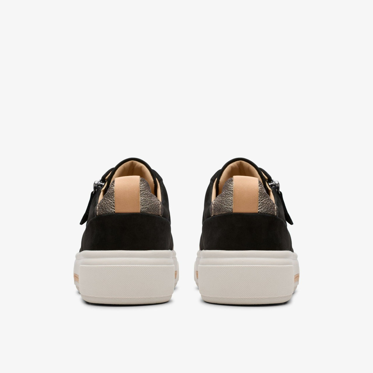 Clarks Hollyhock Zip Black Nubuck