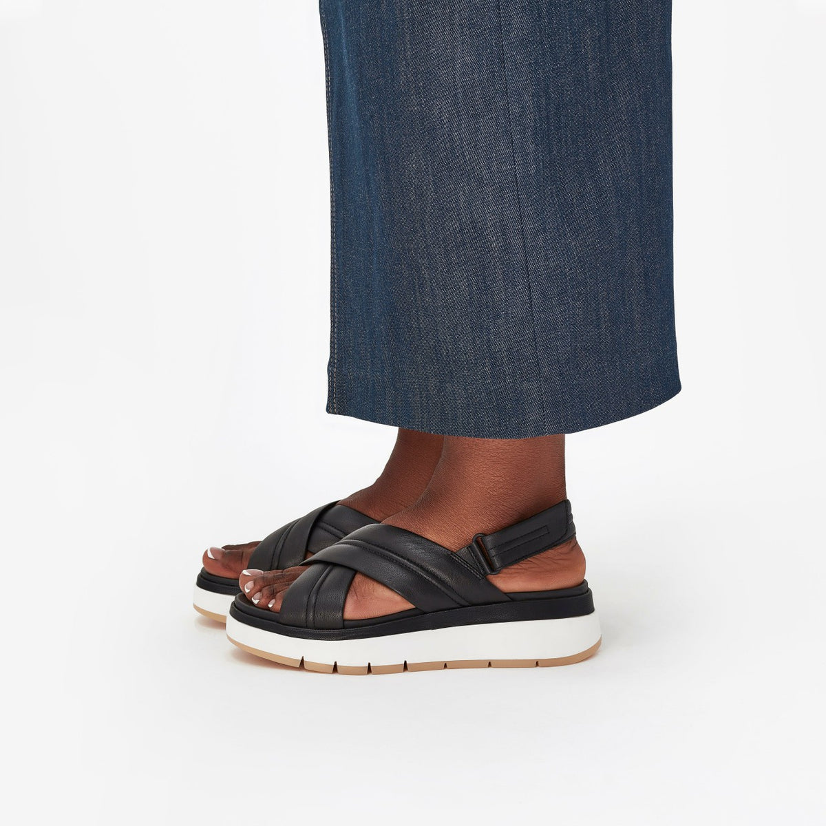 Clarks Tuscan Cross Black Leather