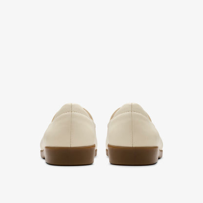 Clarks Georgia Cream Leather