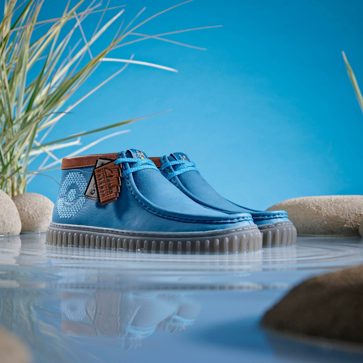 Clarks Torhill Explore Blue Leather