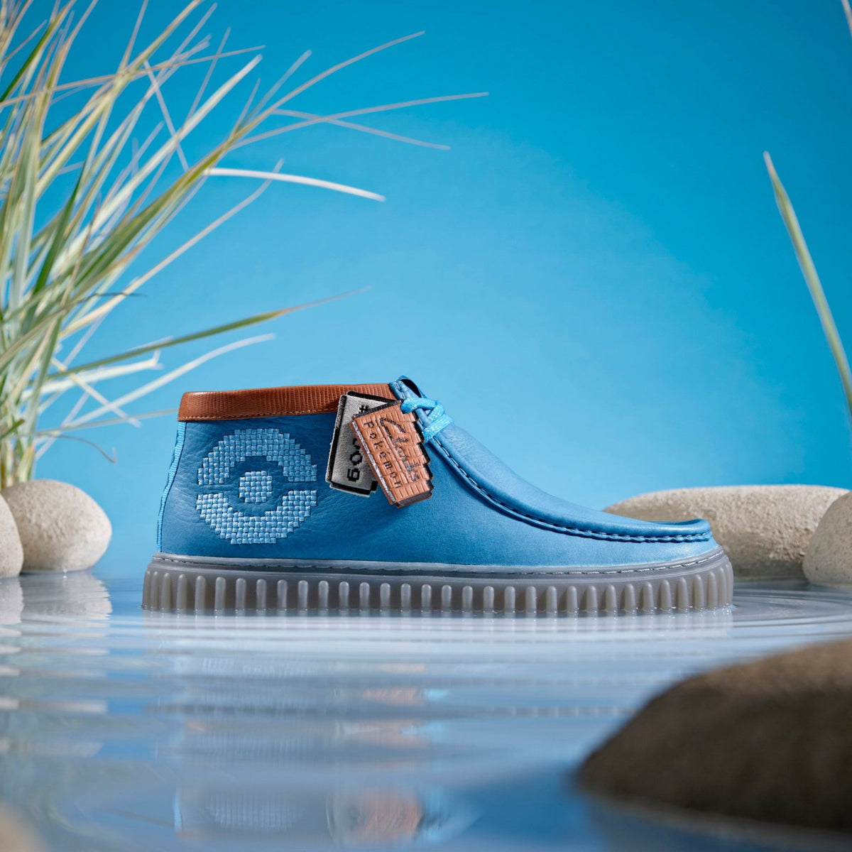 Clarks Torhill Explore Blue Leather