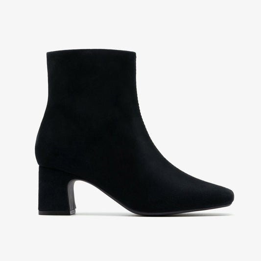 Clarks Fernie Zip Black Suede