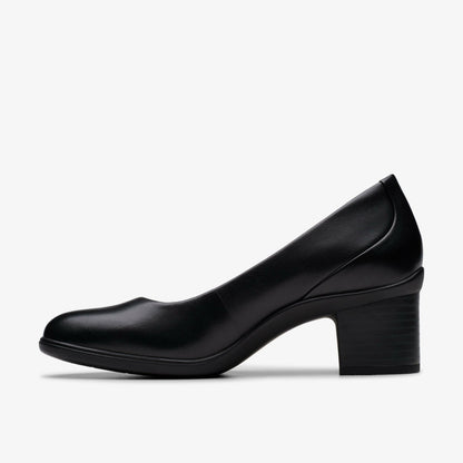 Clarks Shaya Poppy Black Leather