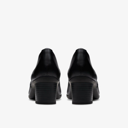 Clarks Shaya Tess Black Leather