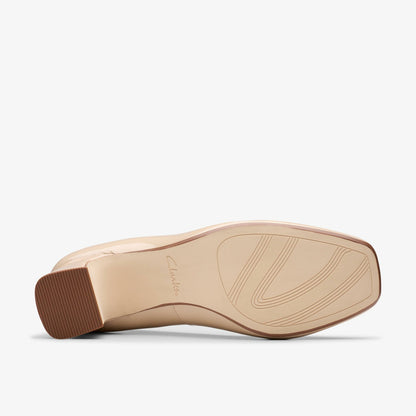 Clarks Fernie Trim Sand Patent