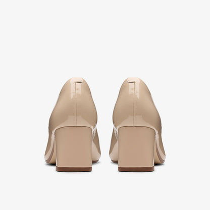 Clarks Fernie Trim Sand Patent