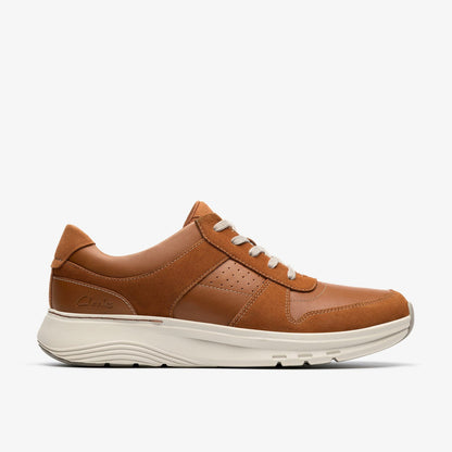 Clarks Motion Trek Go Tan Combination