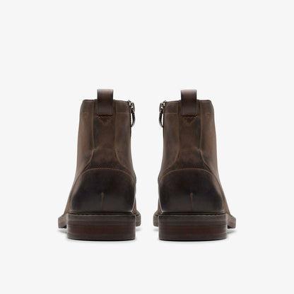 Clarks Aldwin Cap Brown Leather