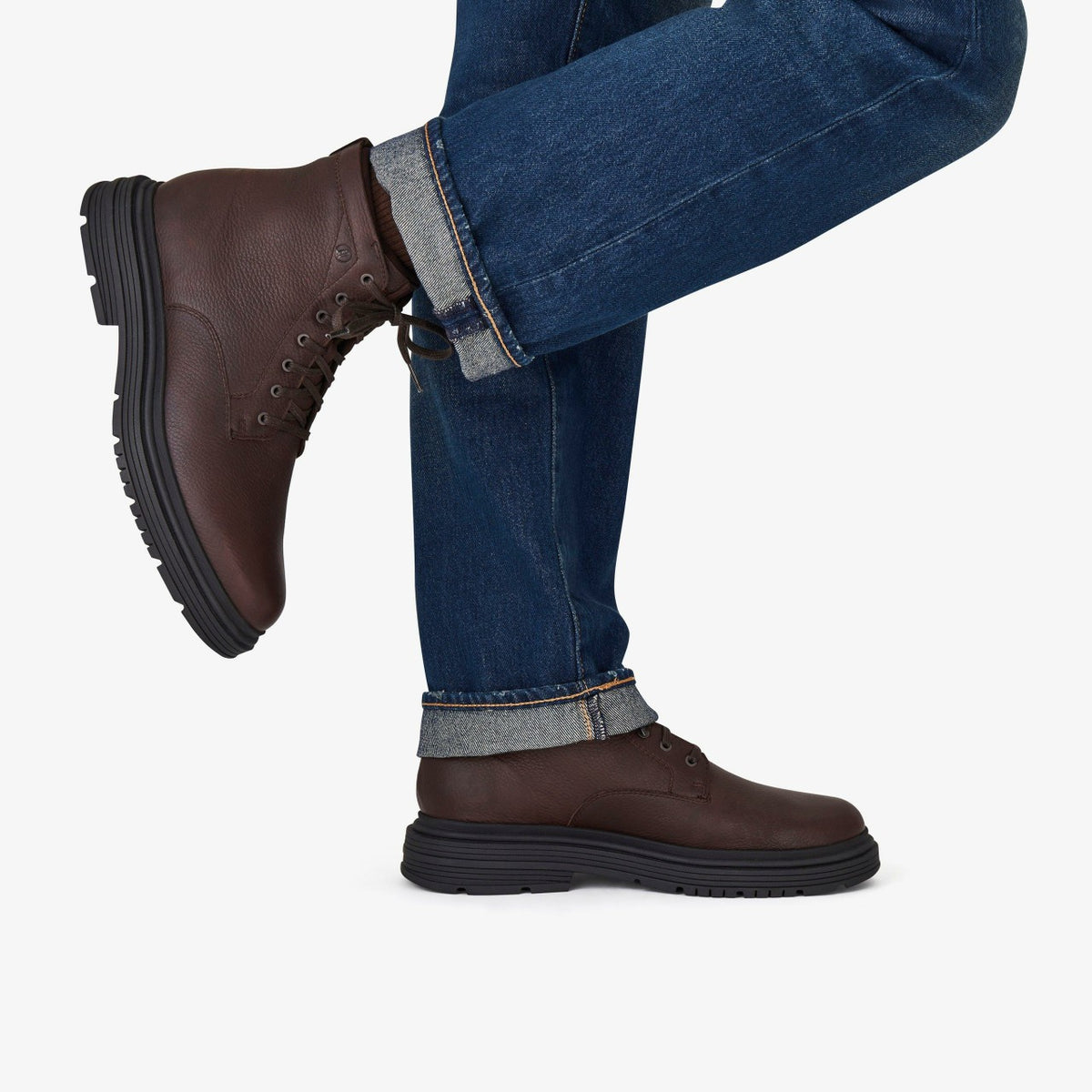 Clarks Badbury Hi Waterproof Brown Warmlined Leather