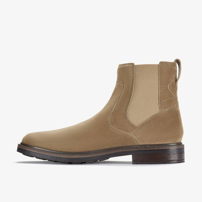 Clarks Newford Easy Dark Sand Suede
