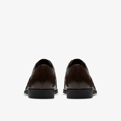 Clarks Paulton Lace Brown