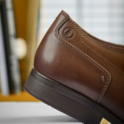 Clarks Paulton Lace Tan