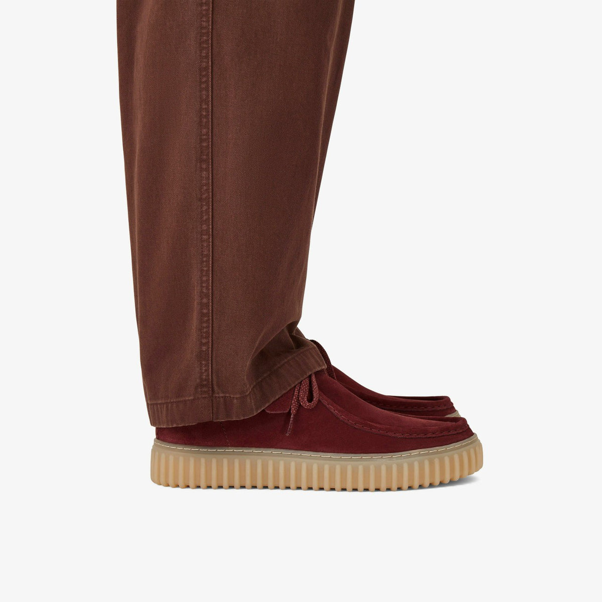 Clarks Torhill Hi Wine Suede