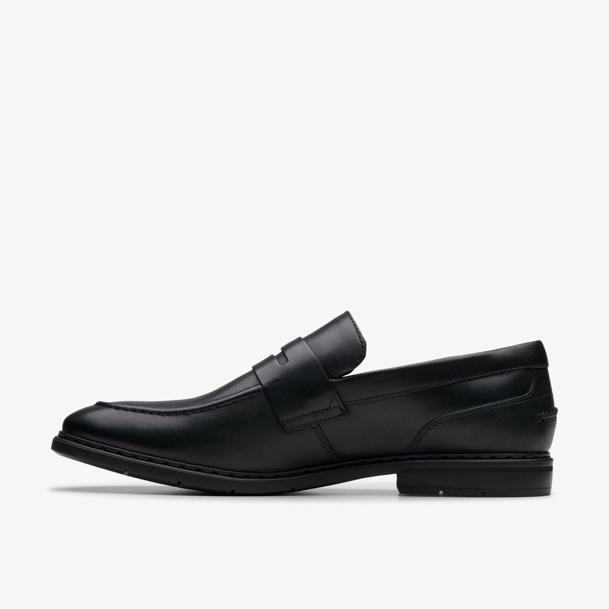 Clarks Banbury Lo Black Leather