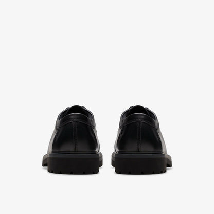 Clarks Berwick Seam Black Leather
