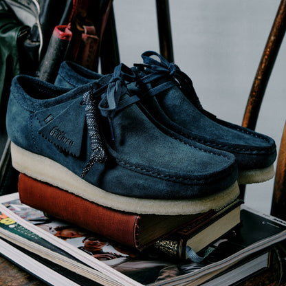 Clarks Wallabee Mid Blue Suede