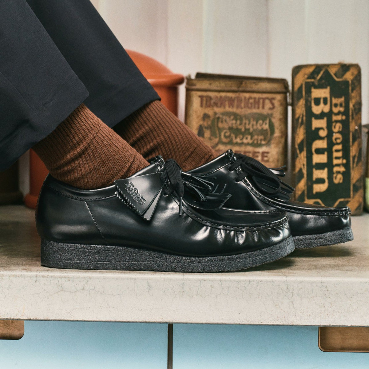 Clarks Wallabee Black Hi Shine Leather