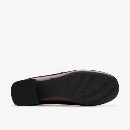 Clarks Daiss 30 Shine Burgundy Patent