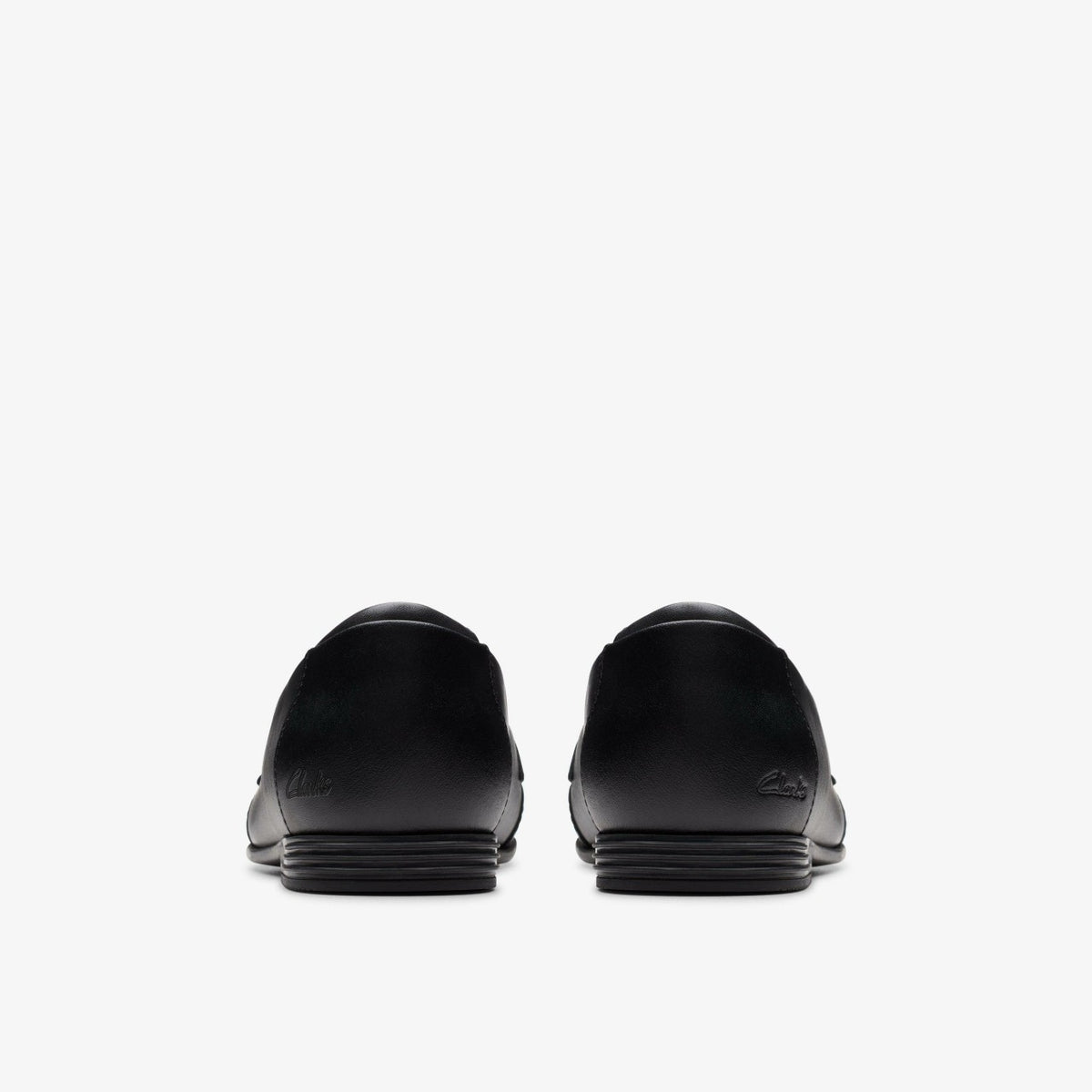 Clarks Finja Loafer Older Black Leather