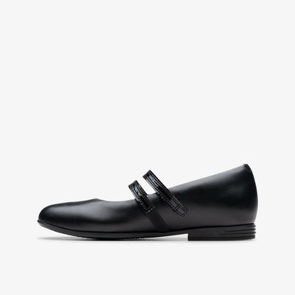 Clarks Finja Bar Older Black Leather