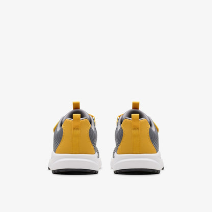Clarks Deyes Dash Kid Grey Synthetic