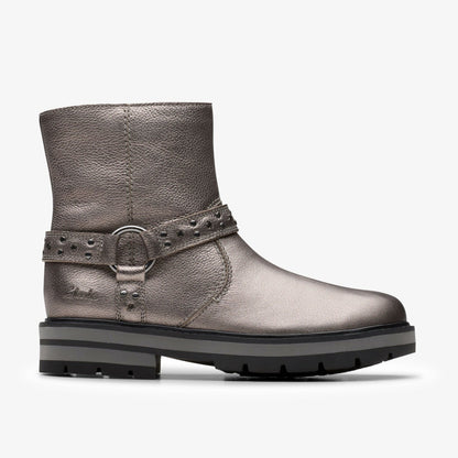 Clarks Prague Shine Kid Pewter Metallic