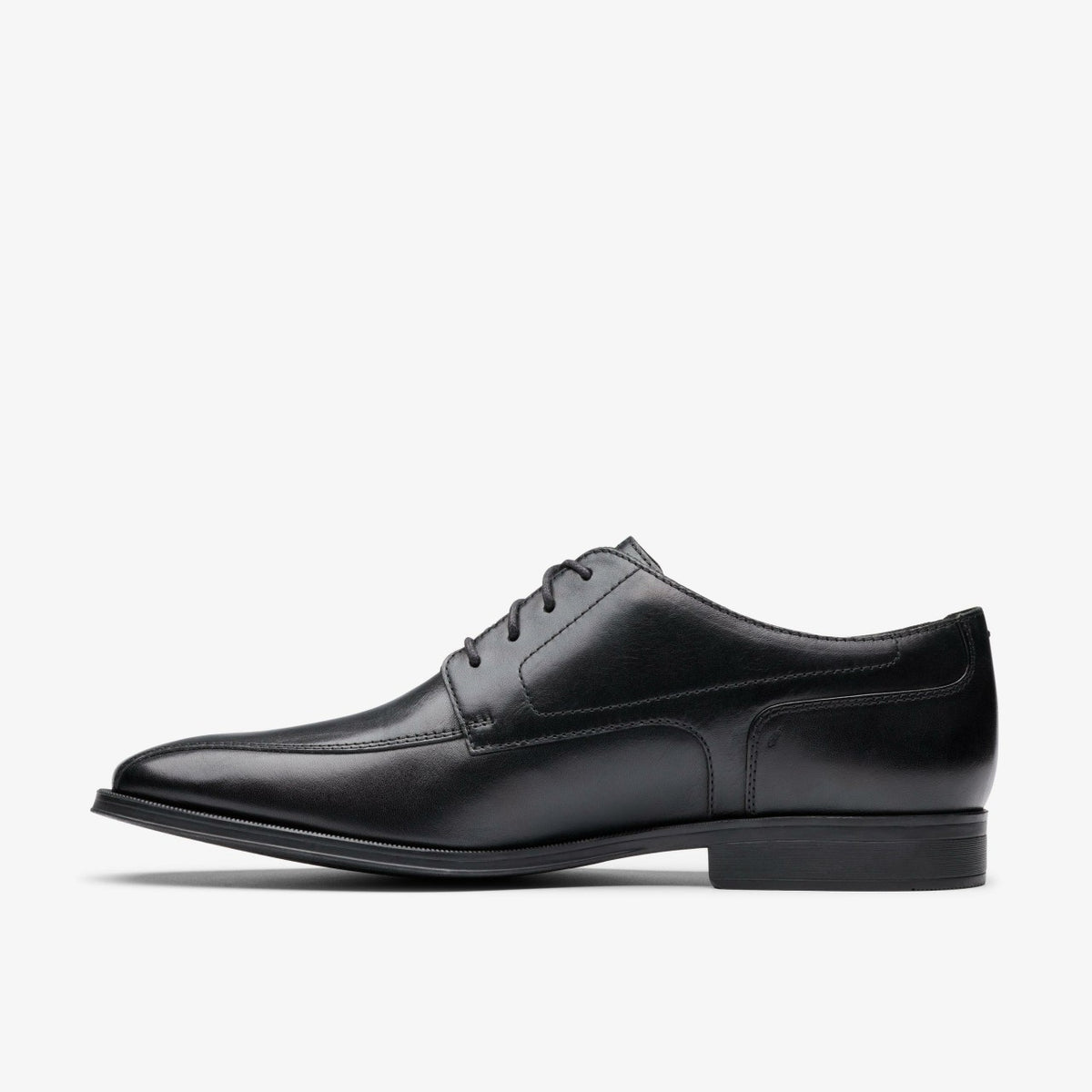 Clarks Paulton Over Black Leather