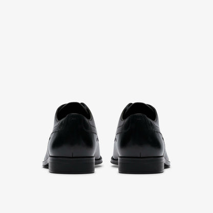 Clarks Paulton Over Black Leather