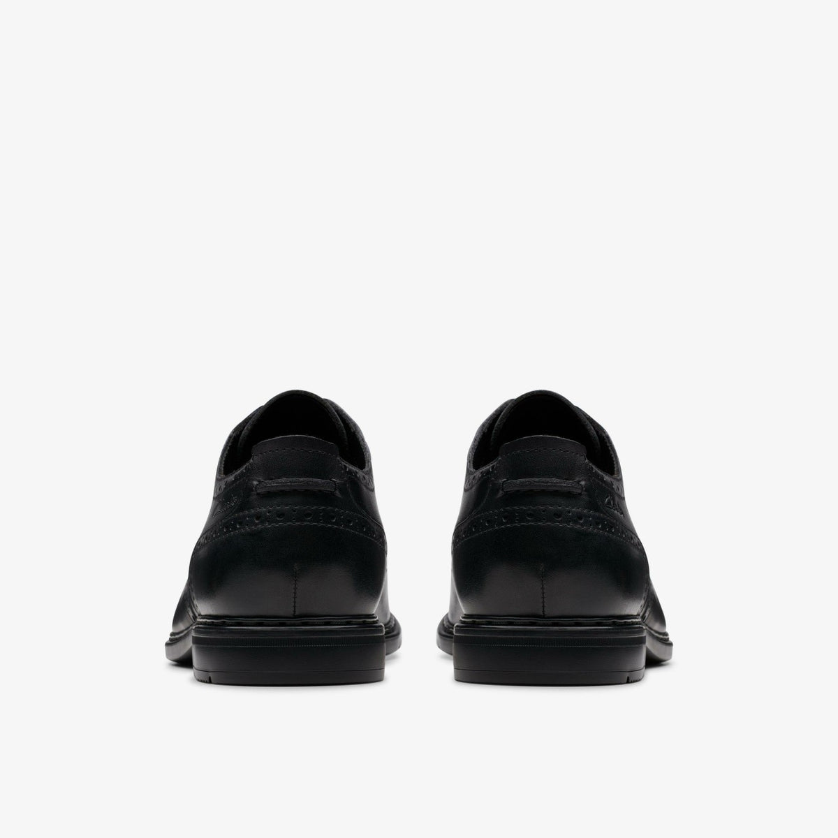 Clarks Banbury Tip Black Leather