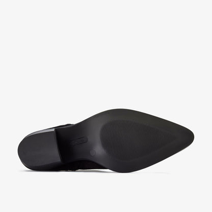 Clarks Jesse Zip Black Suede